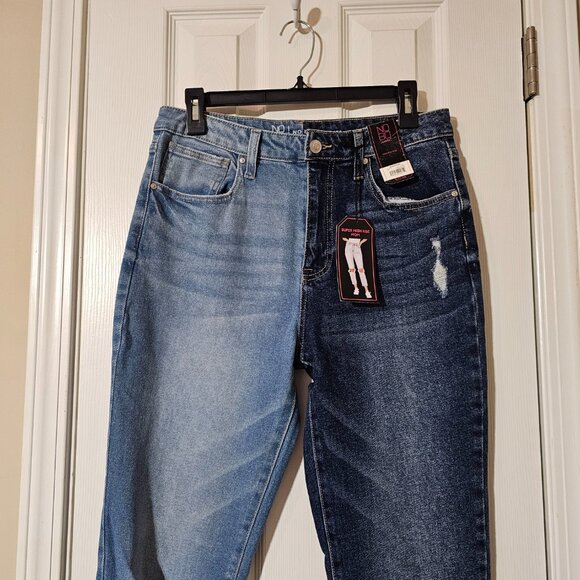 No Boundaries - Super High Rise Destructed - Mom Jeans - Juniors Size 11 - NWT 3 - Picture 7 of 13
